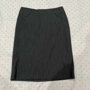 Daisy Fuentes pencil skirt size 2